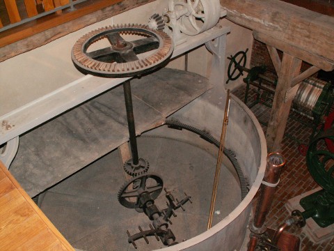 Machines take over most of the laborious work Machines take over most of the laborious work