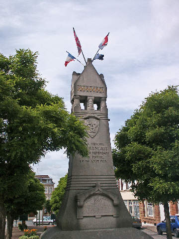 Cr&eacute;cy Memorial
