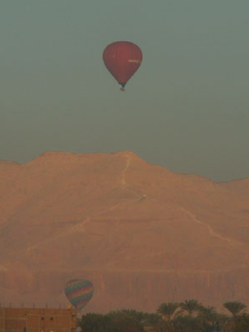 Last morning - last balloons
